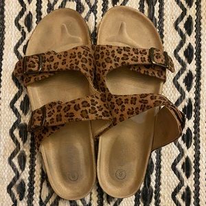 Cat and jack sandals. Girls size 6
